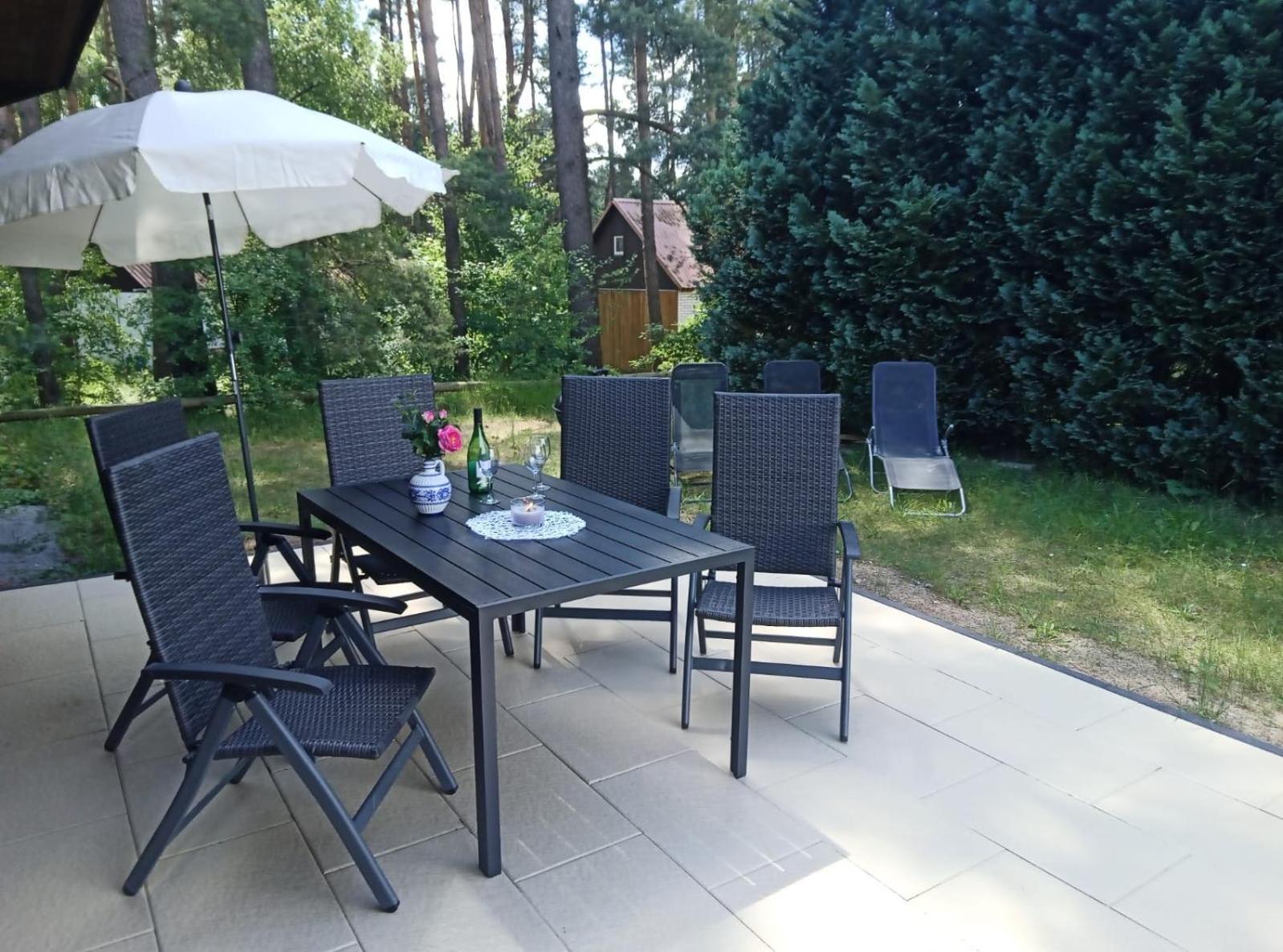 Bungalow Im Gruenen Am Waschsee Mechow  エクステリア 写真